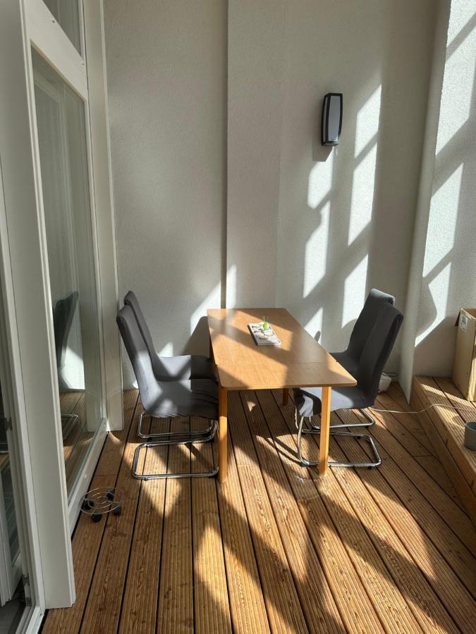 Relax-Wohnung Mit Balkon Ueber Die Weisse Elster Лайпциг Екстериор снимка